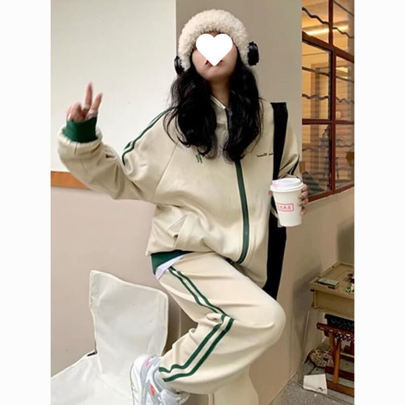 ラインデザイン スウェット セットアップ